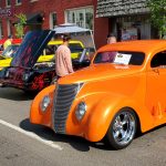 Classic cars, art, vendors make Paw Paw Days special