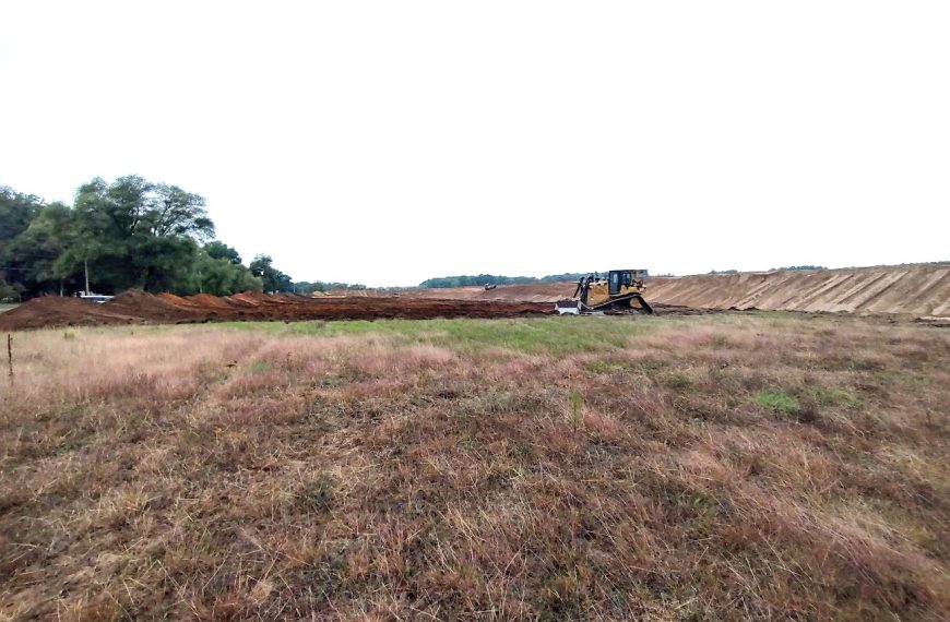 Clare’s Lake Shamrock dredging progressing