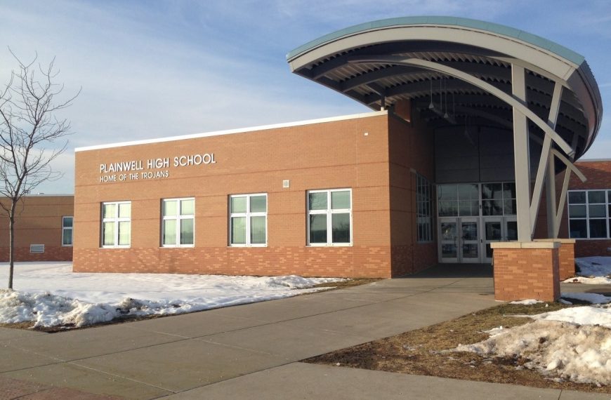 Plainwell schools wrestles with water main break